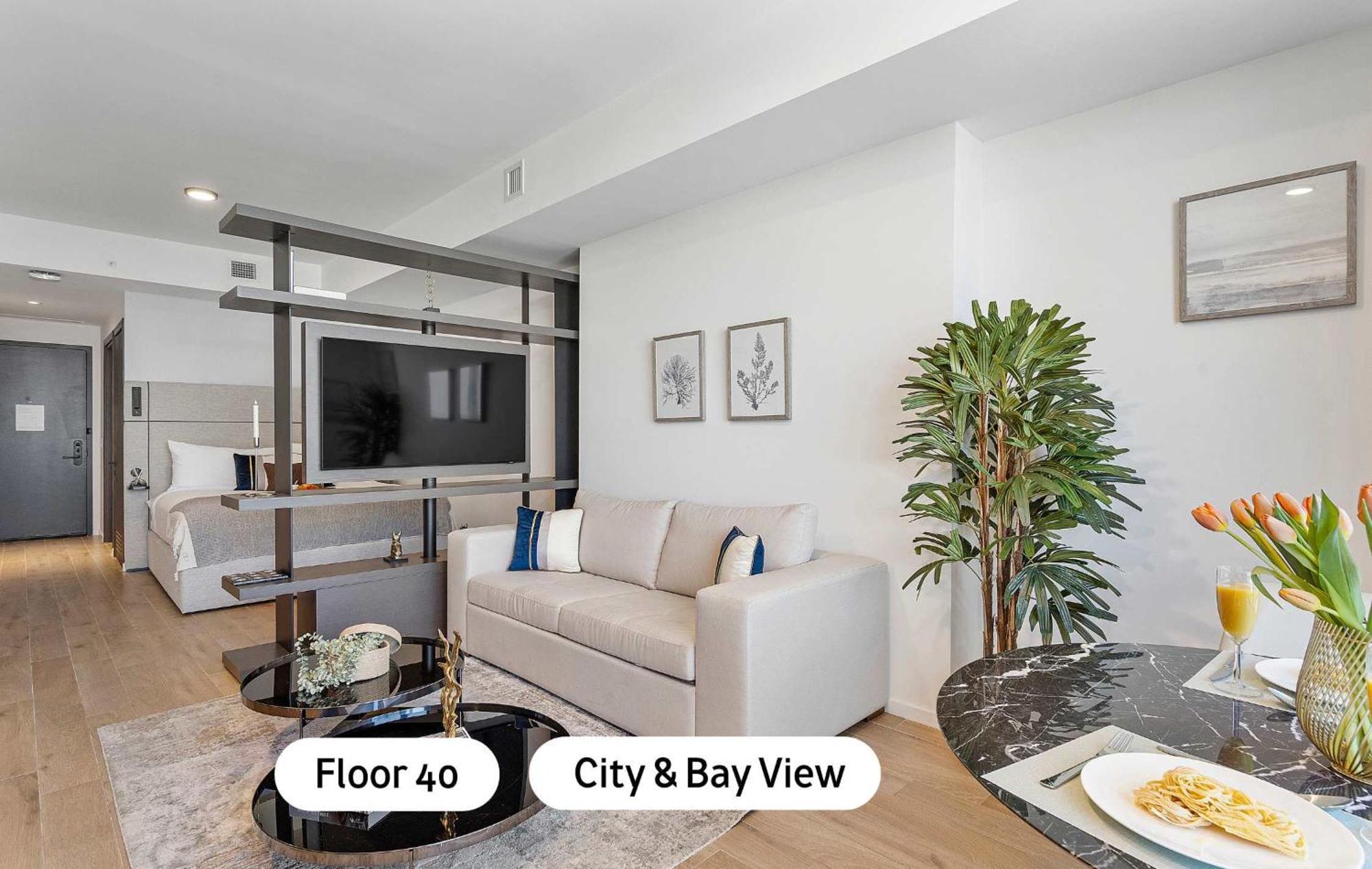 Mvr - Watch Sunsets Over From Your Balcony Apartment